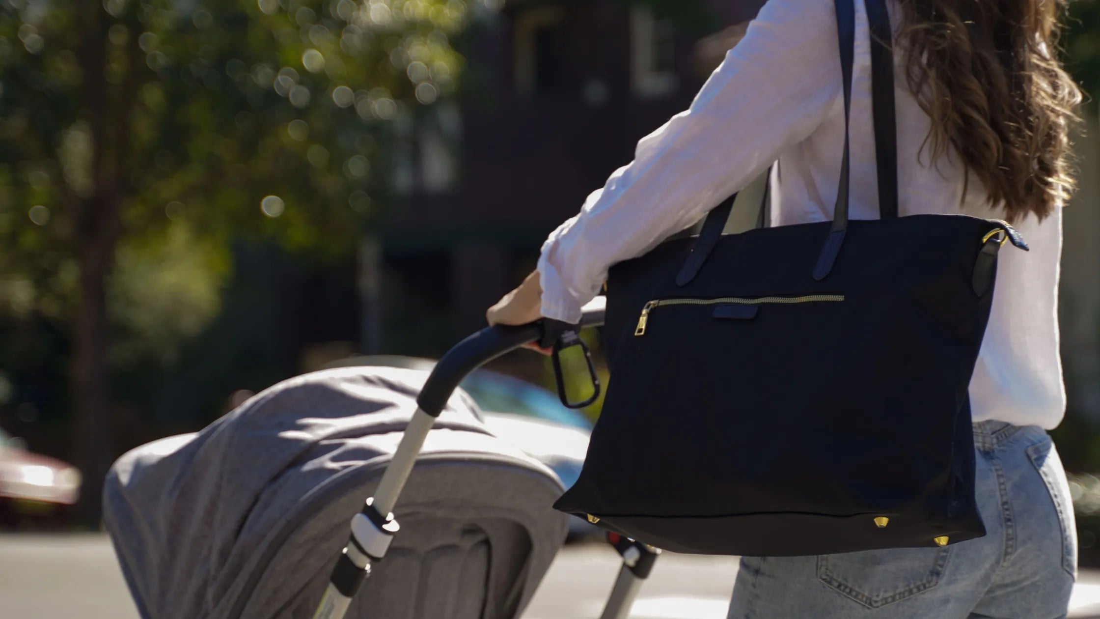 What to Pack in your Baby Bag for a Day Out