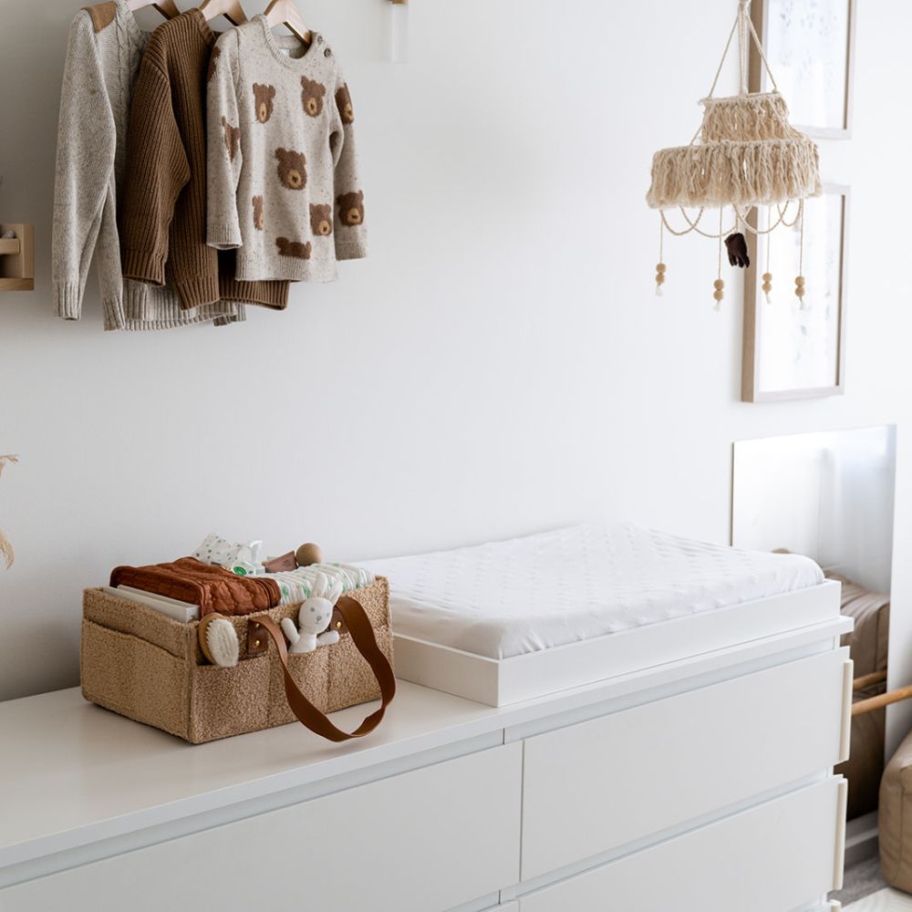 Mini Teddy Tan nursery caddy in use