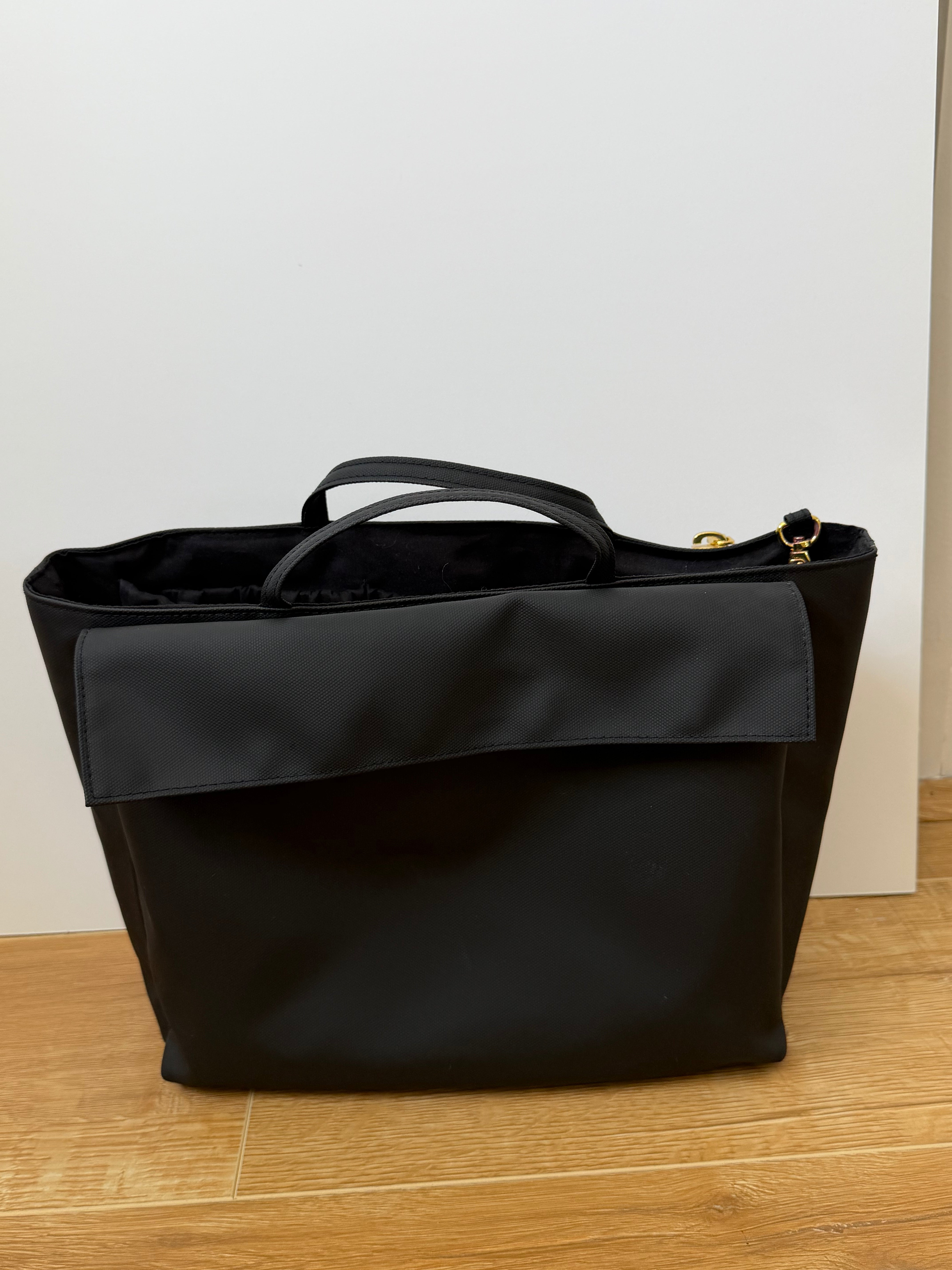 Compact Insert Black