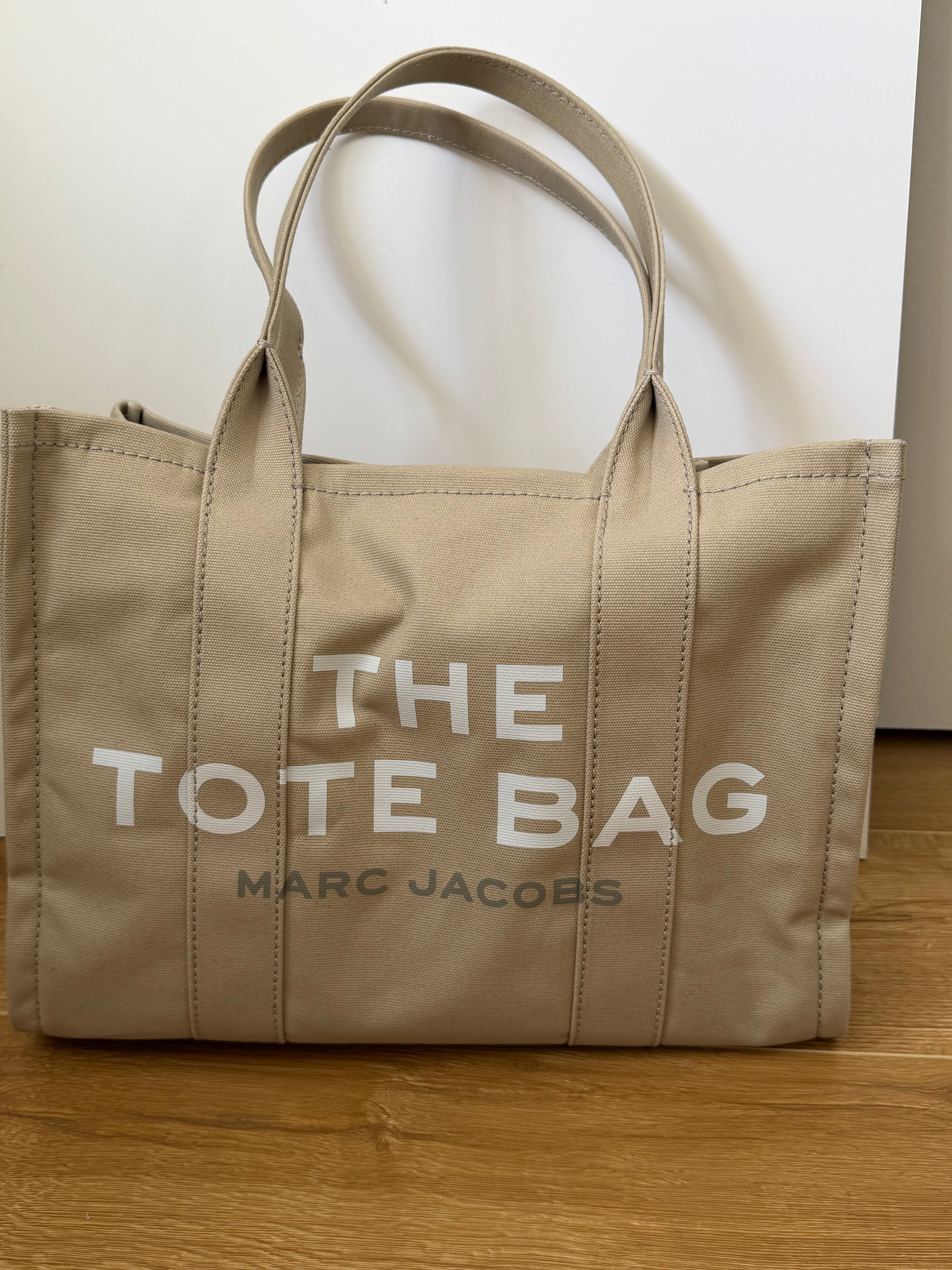 Marc Jacobs The Tote Bag Large